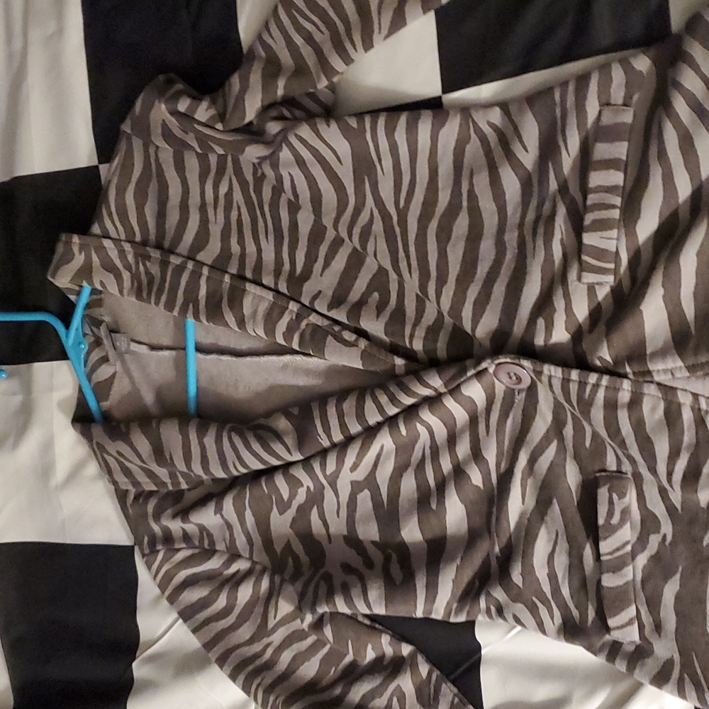 Zebra print blazer from Vanity. Size small, grey.